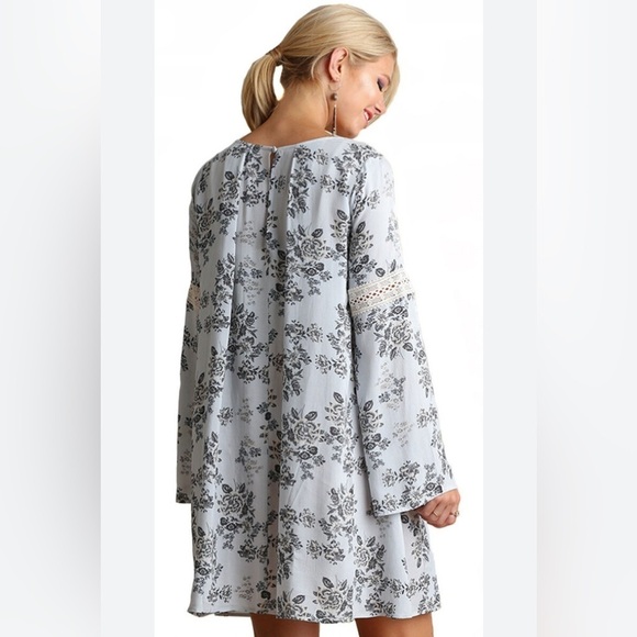 Umgee Embroidered Mini Swing Dress Blue Floral‎ Bohemian Gypsy Cottagecore sz S - Picture 3 of 9